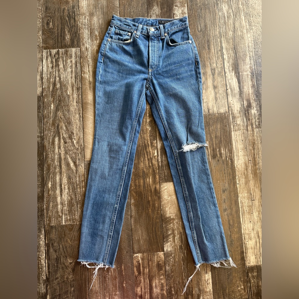 Rag & Bone skinny Jeans size 24 raw hem bottoms distressed